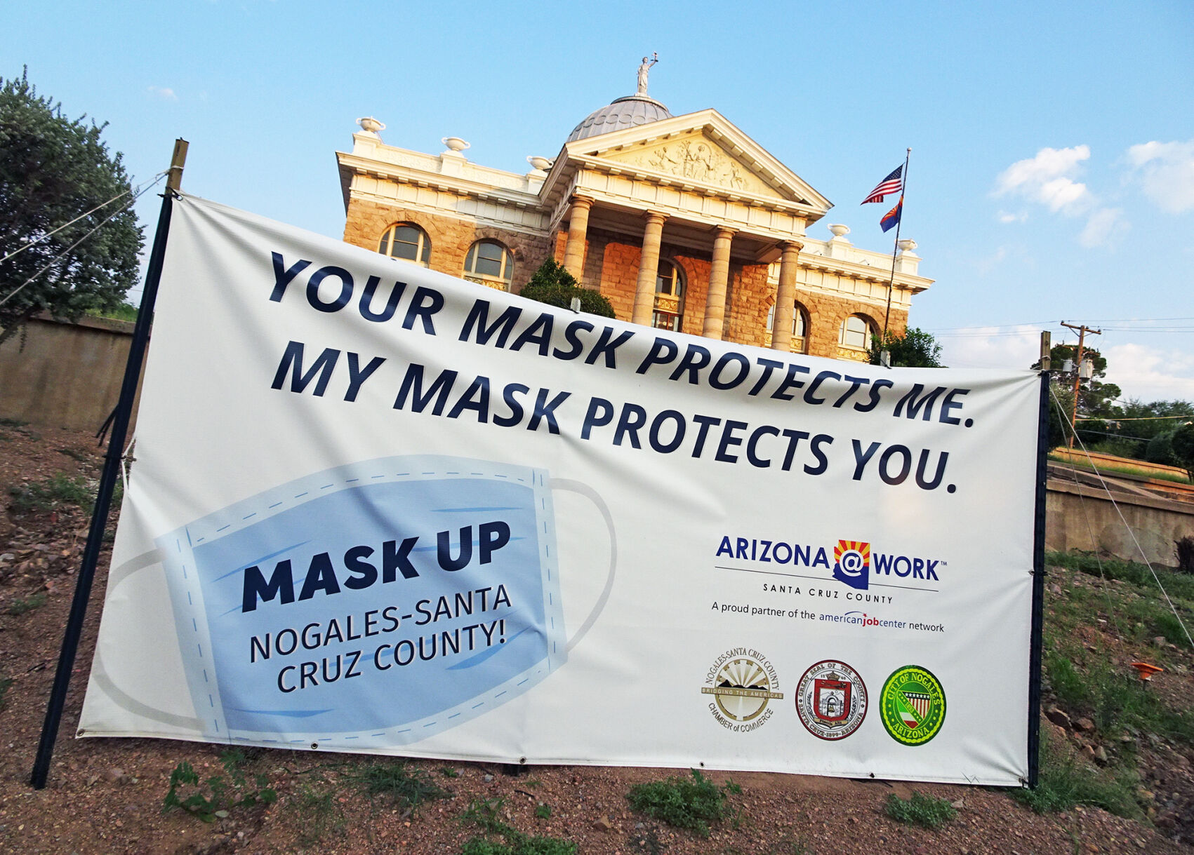 Mask banner